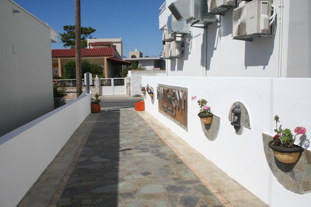 Pantheon Deluxe Apartments Archangelos  Zewnętrze zdjęcie